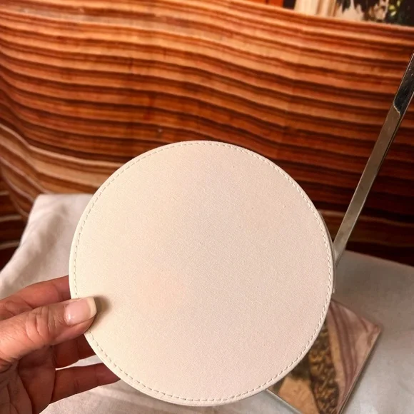 NWOT Dior Original Vanity case, a luxury item from French  Christian Dior - Picture 8 of 11